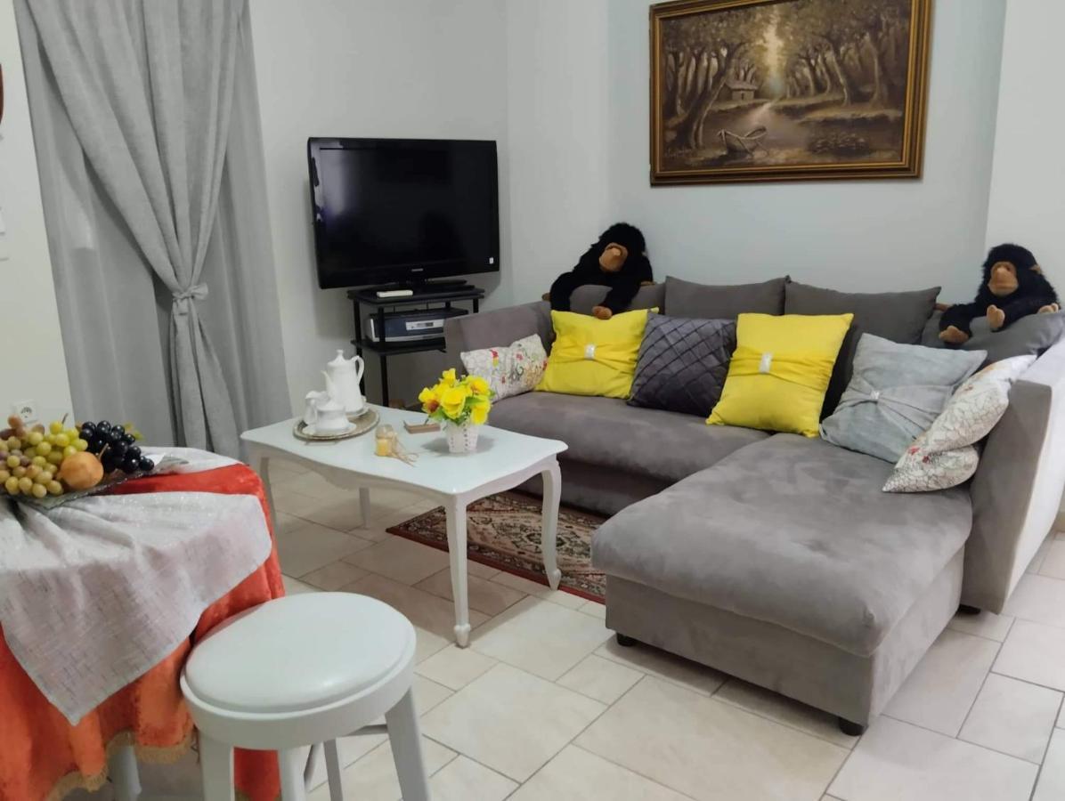 Appartement Πέτρινο Στη Θάλασσα à Nafpaktos Extérieur photo