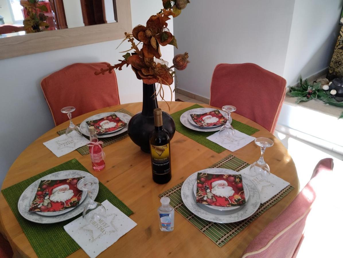 Appartement Πέτρινο Στη Θάλασσα à Nafpaktos Extérieur photo